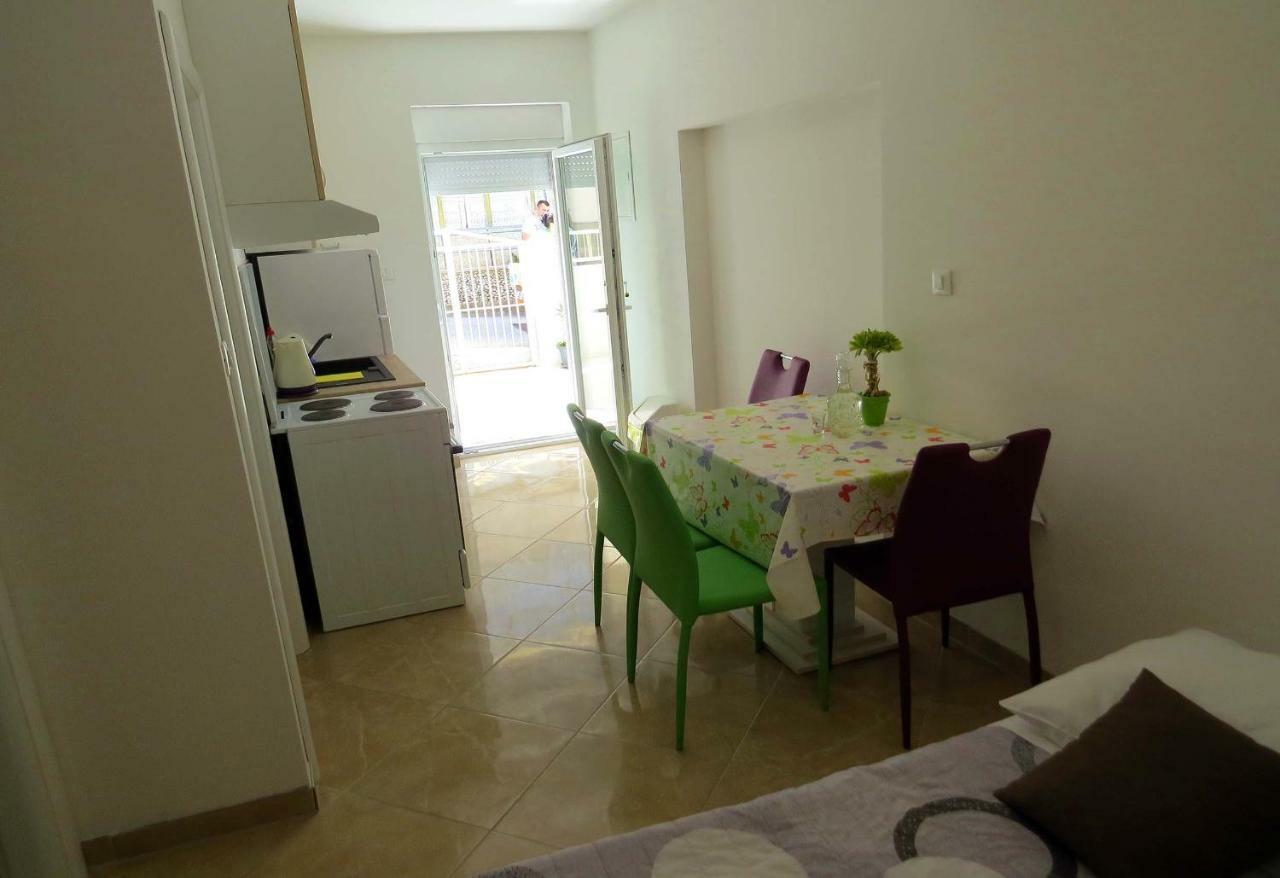 Apartman Jakir Baška Voda Extérieur photo