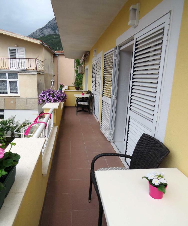Apartman Jakir Baška Voda Extérieur photo