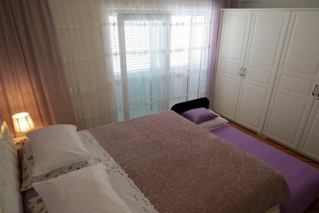 Apartman Jakir Baška Voda Extérieur photo