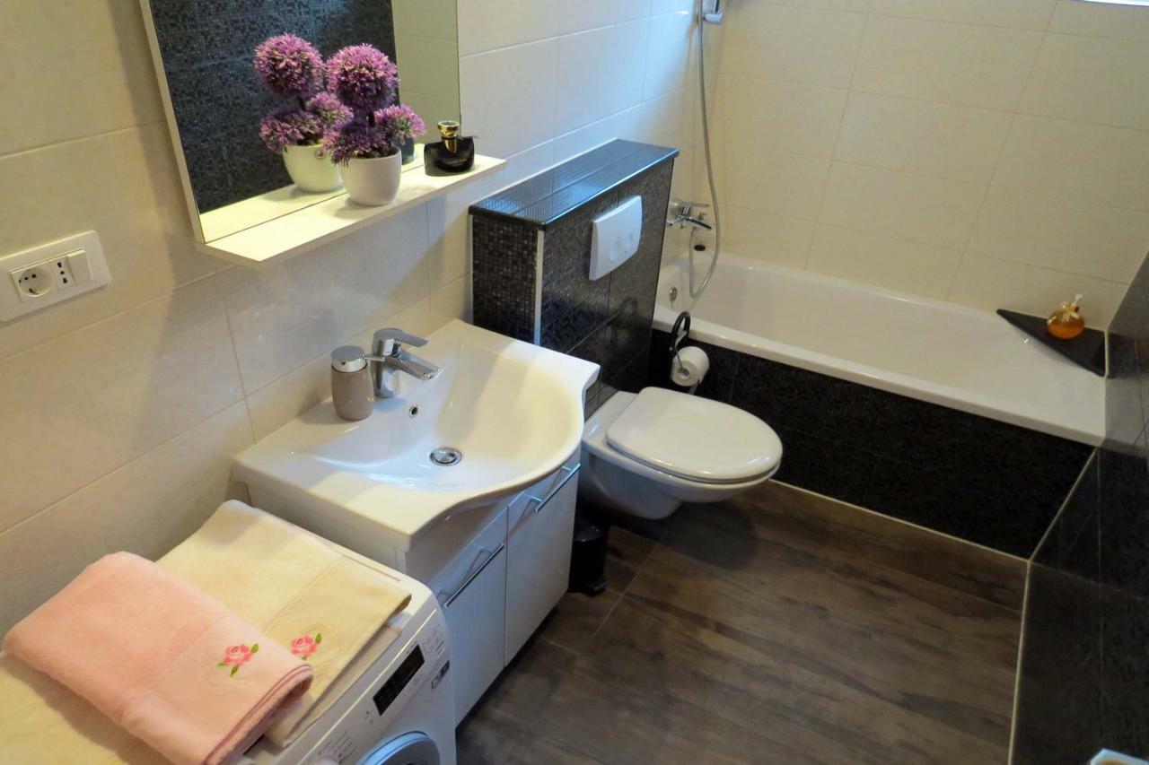 Apartman Jakir Baška Voda Extérieur photo