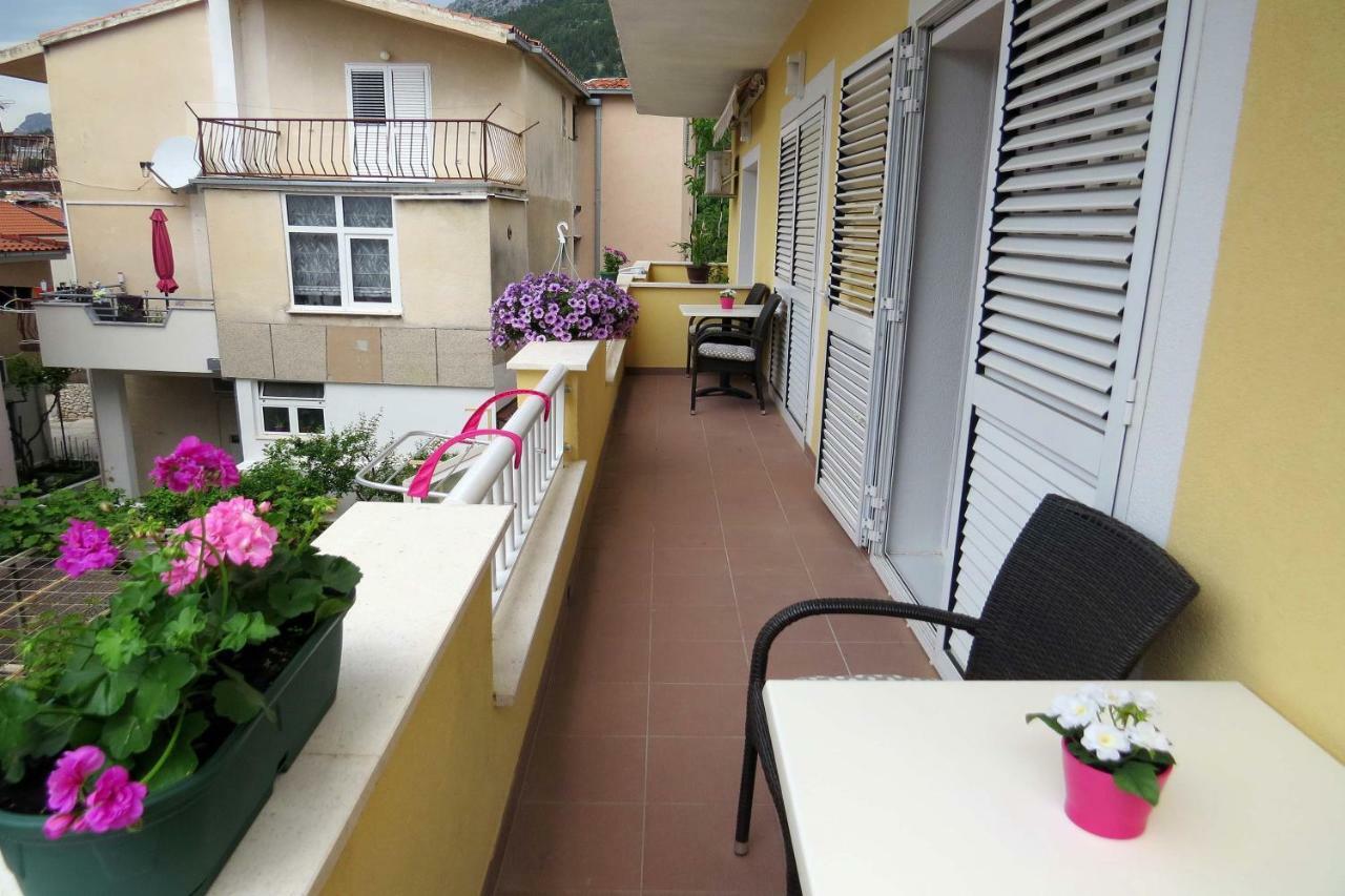 Apartman Jakir Baška Voda Extérieur photo